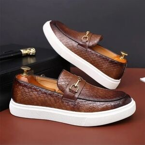 Elegant Brown Textured Loafers